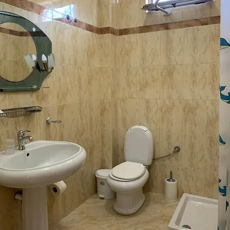 Hotel The First Sarande